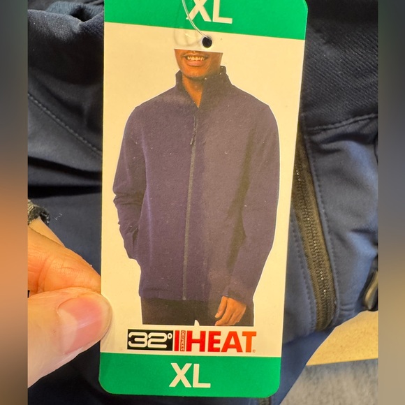 New with tags, mens XL blue jacket from 32 Degrees, heat collection - Picture 4 of 16
